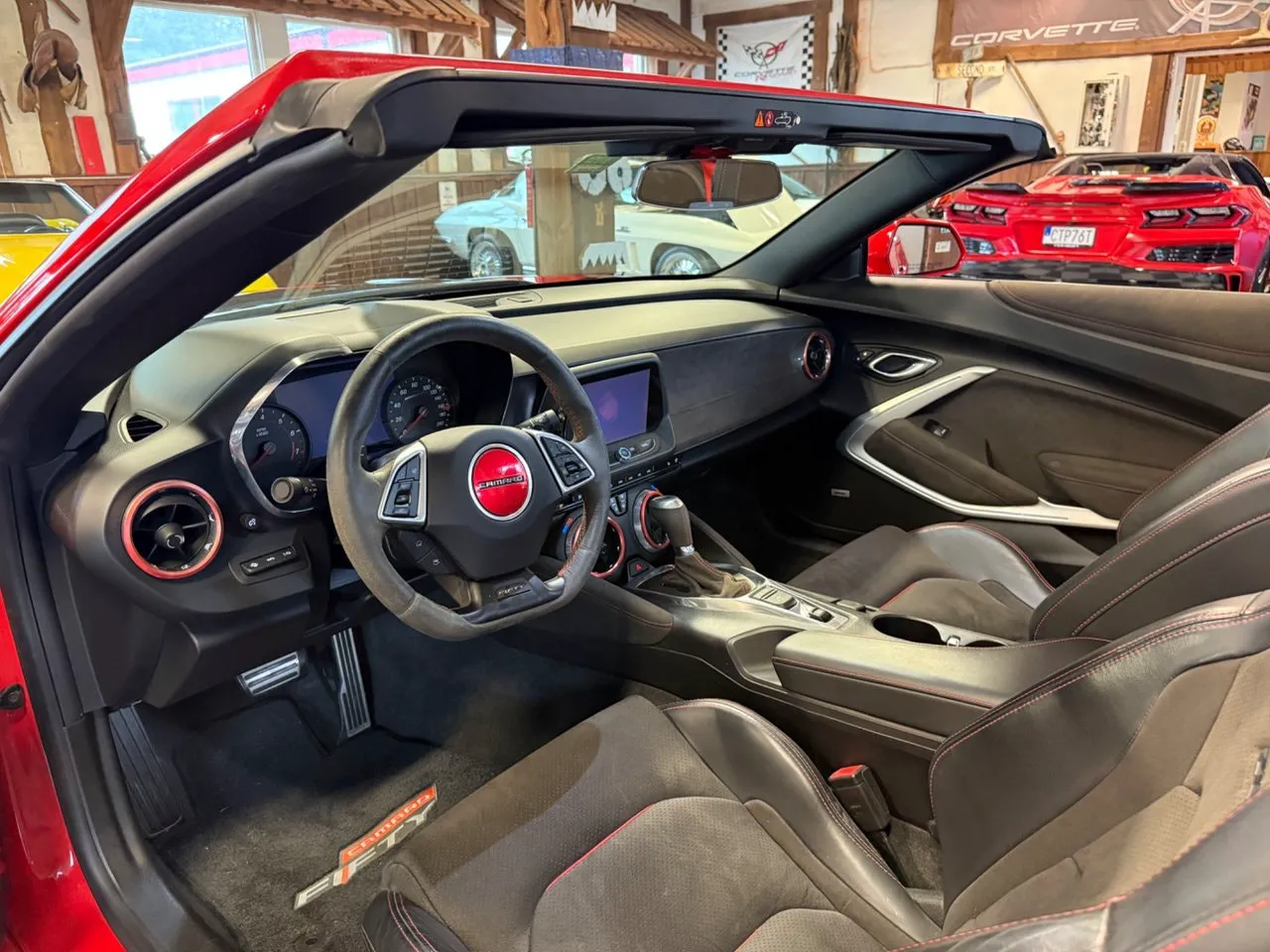 Vehicle image 25
