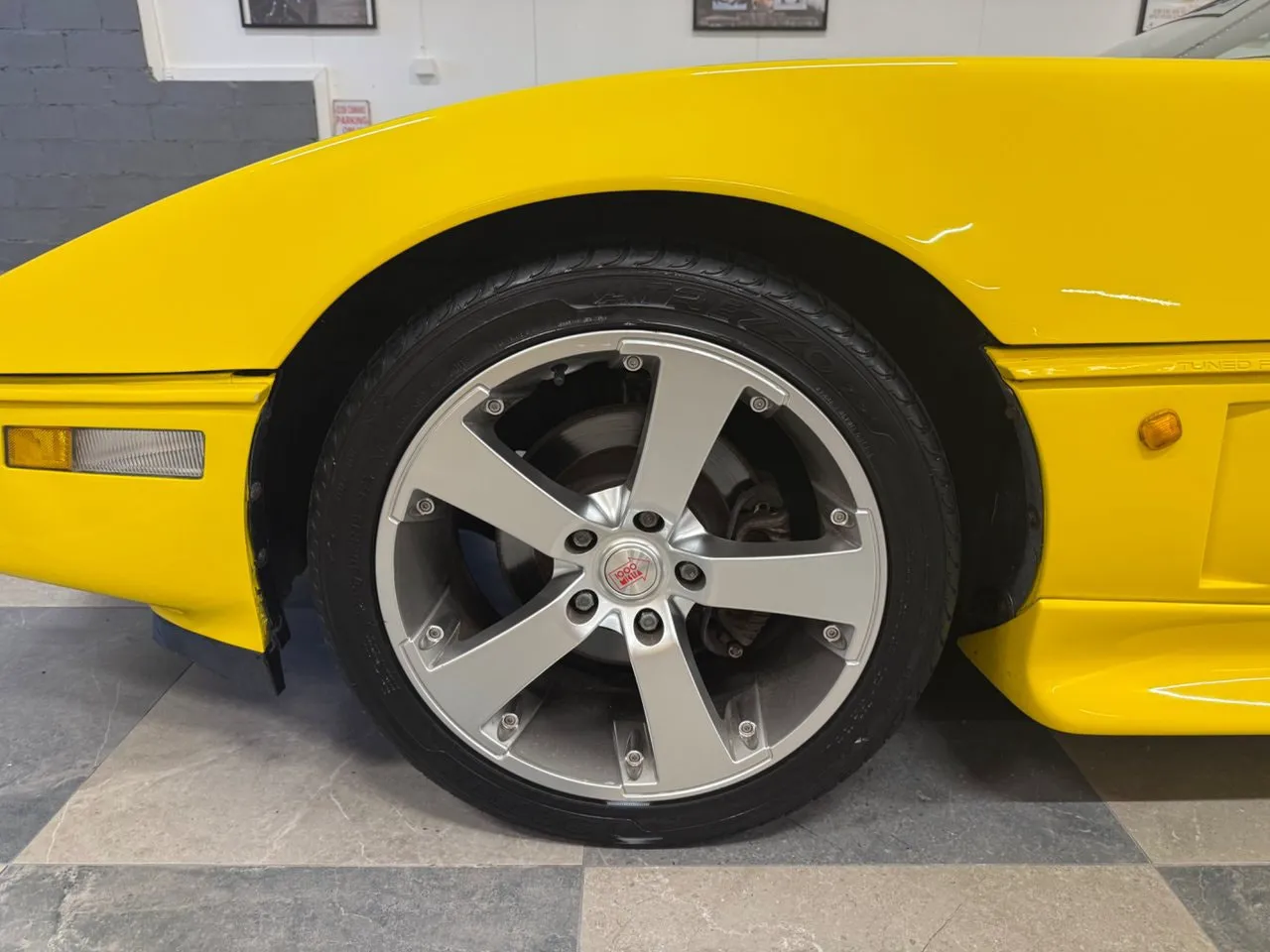 Vehicle image 11
