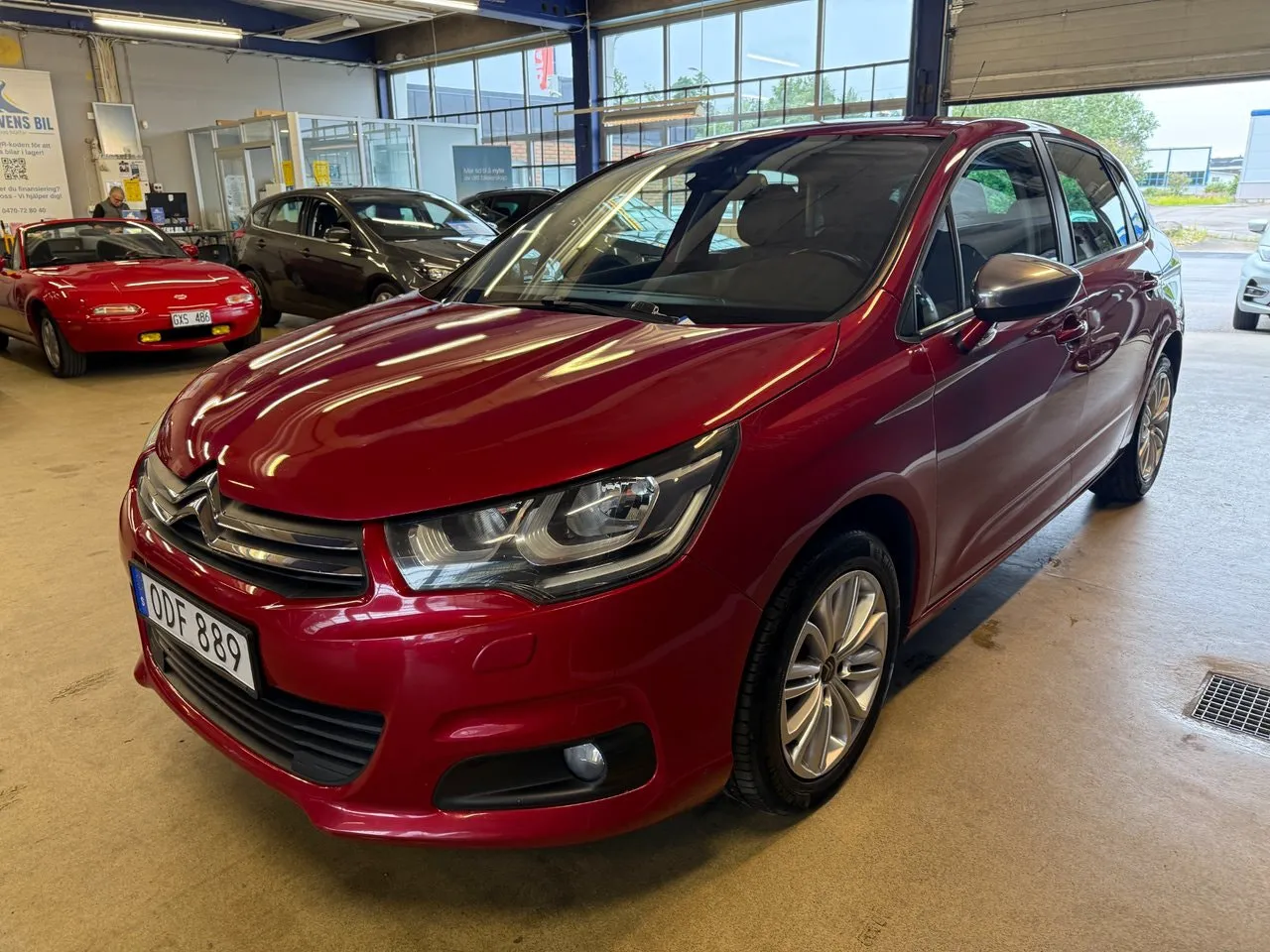 Vehicle image 1
