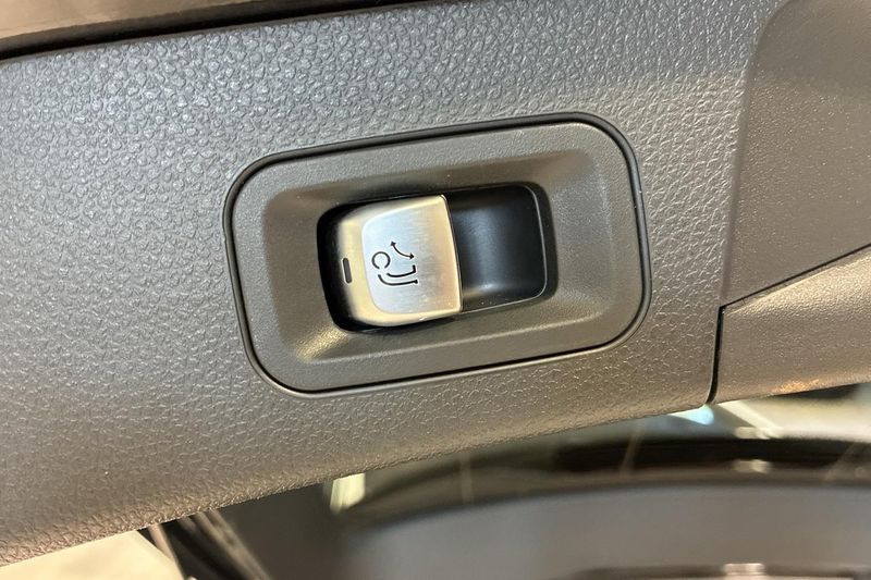 Mercedes C180 bild 12