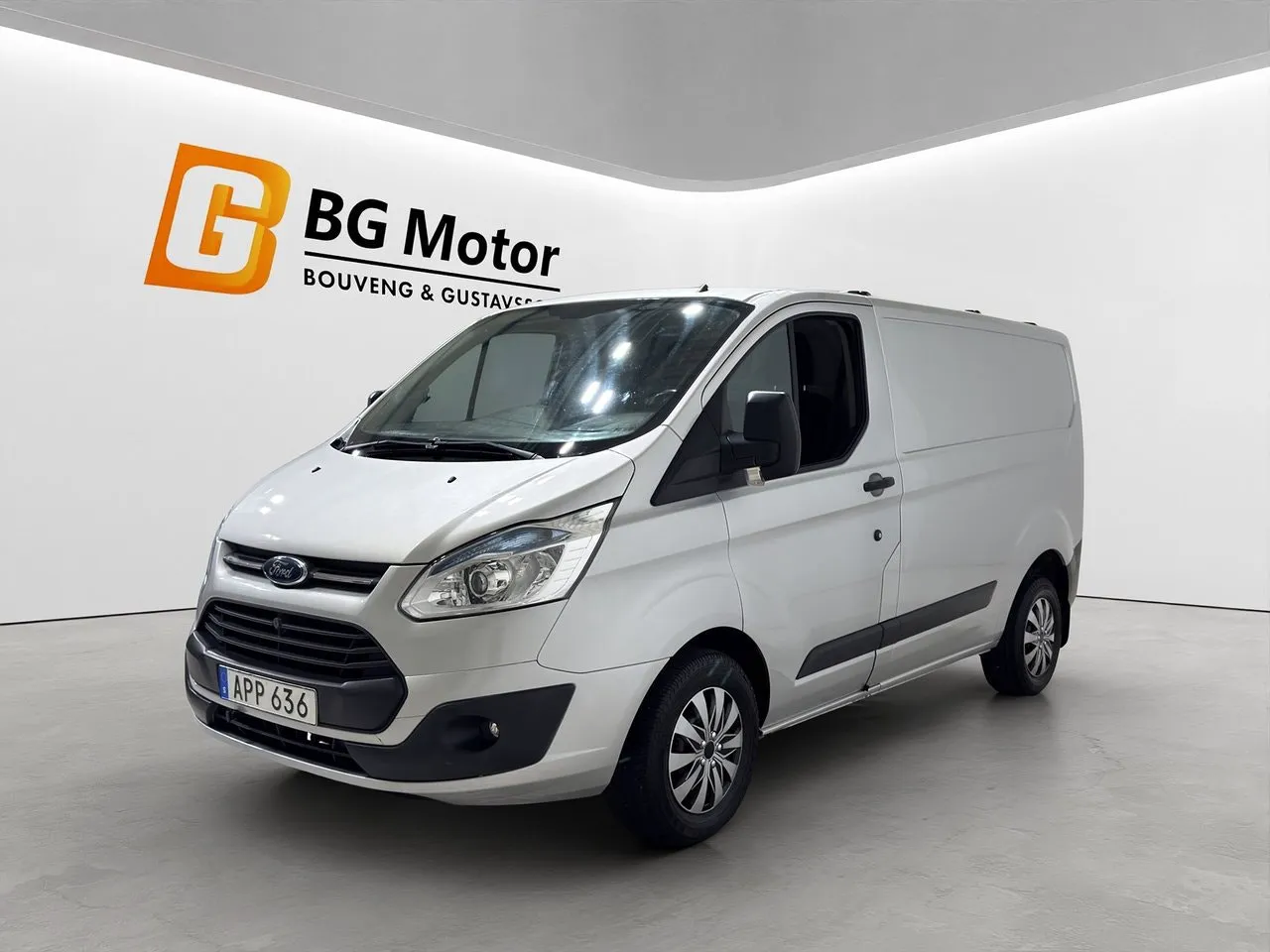 Vehicle image 7