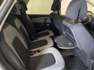 Citroen C4 Picasso bild 8