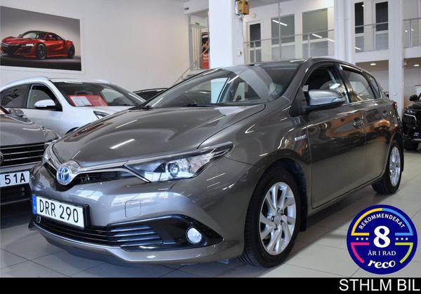Toyota Auris Hybrid e-CVT Active B-Kamera M-Värmare - 2016