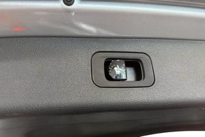 Mercedes E300 bild 14