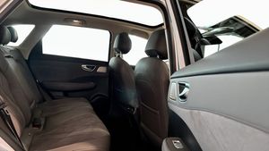 MG S6 EV bild 5