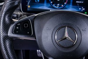 Mercedes E220 bild 18
