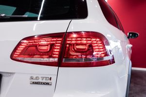 Volkswagen Passat bild 10