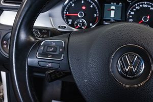 Volkswagen Passat bild 21
