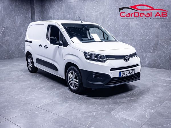 Toyota Proace City City 1.5D 130 hk 3-Sits M-Värmare Kamera CarPlay MOMS - 2022