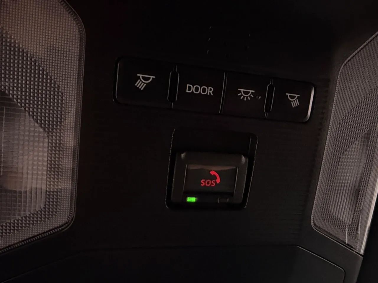 Vehicle image 28