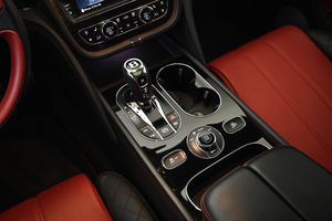 Bentley Bentayga bild 20