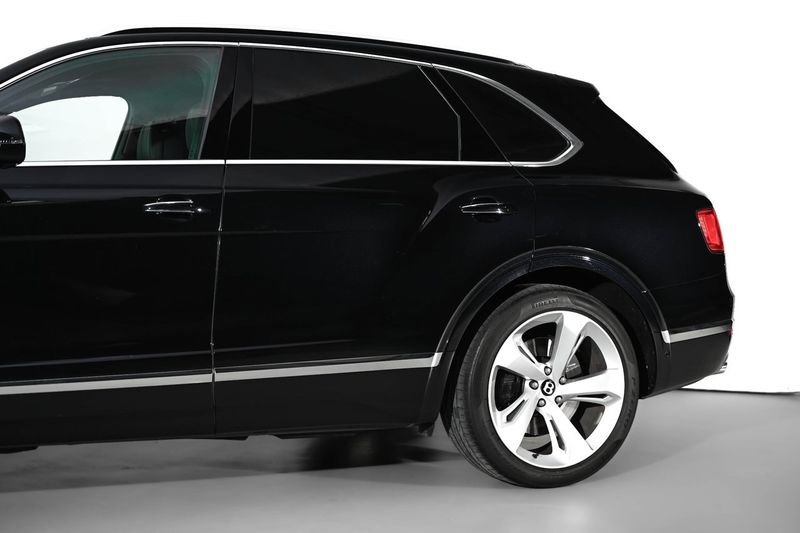 Bentley Bentayga bild 10