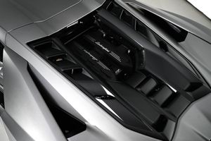 Lamborghini Revuelto bild 13