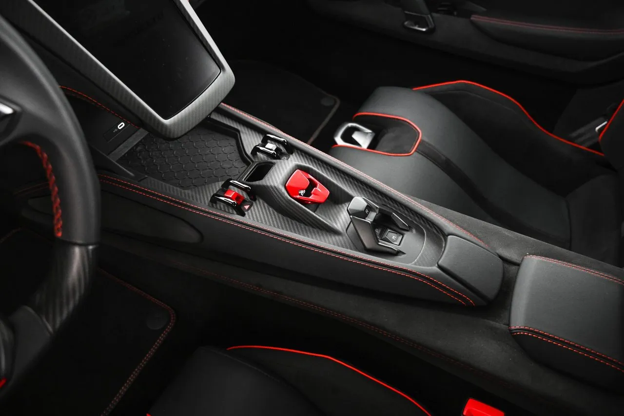 Vehicle image 21