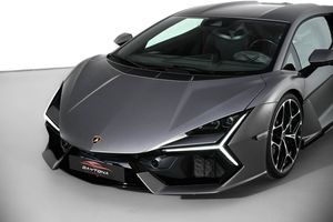 Lamborghini Revuelto bild 6