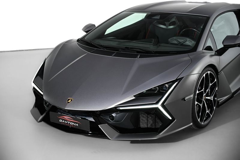 Lamborghini Revuelto bild 6