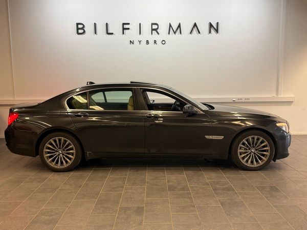 BMW 750 Li SOFTCLOSE|HEAD-UP|EL-STOLAR - 2009
