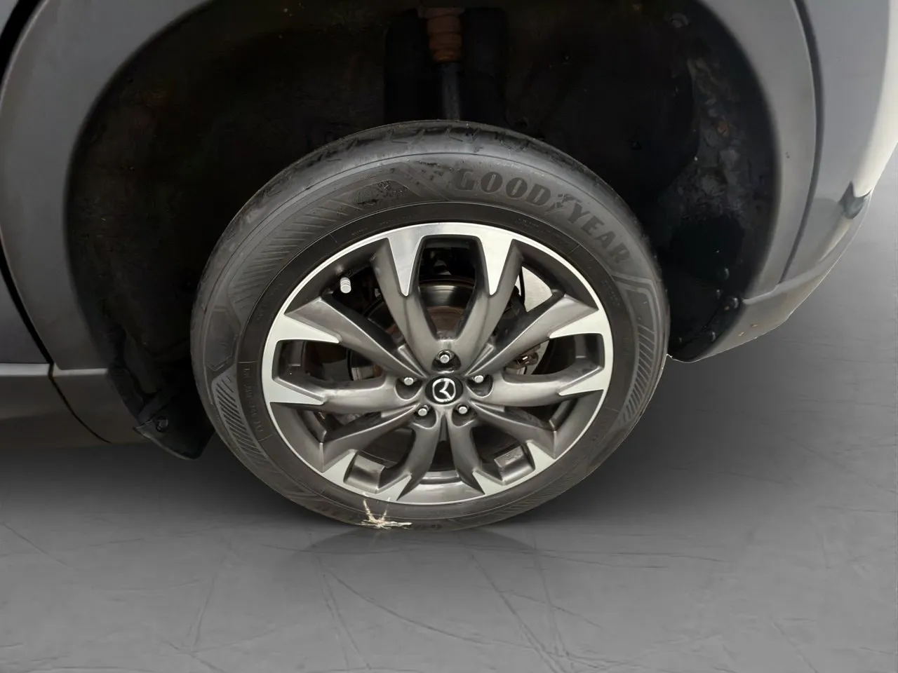 Vehicle image 30