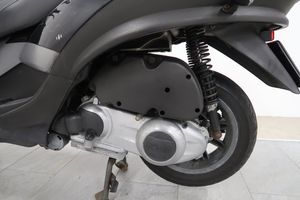 Piaggio MP3 bild 24