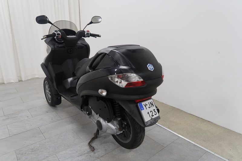 Piaggio MP3 bild 3