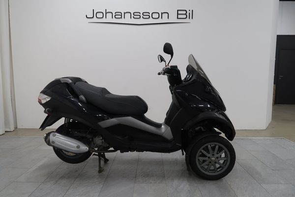 Piaggio MP3 Piaggio MP3 - 2006
