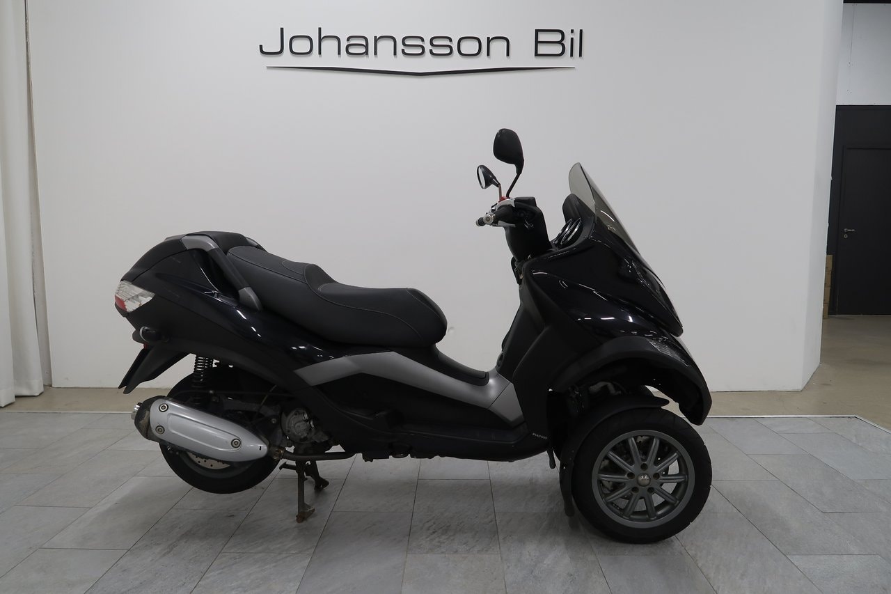 Piaggio MP3