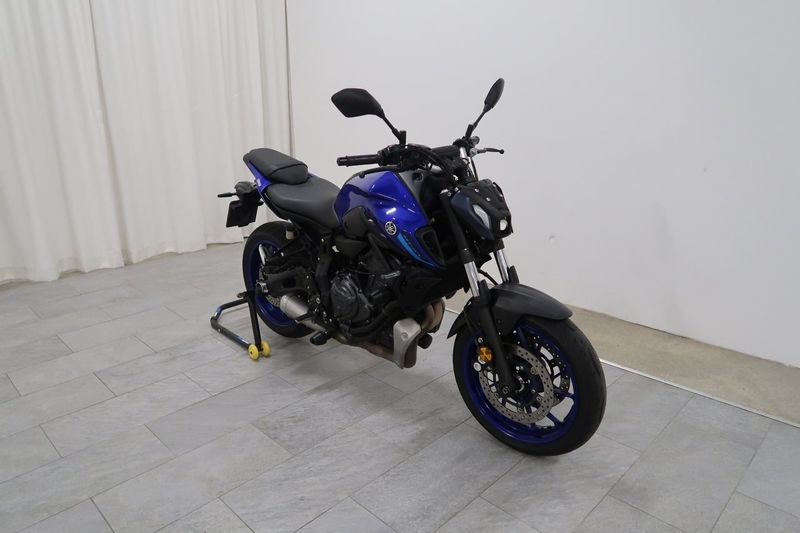 Yamaha MT bild 2