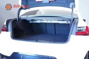 BMW 330 bild 10