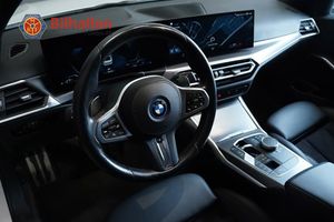 BMW 330 bild 6