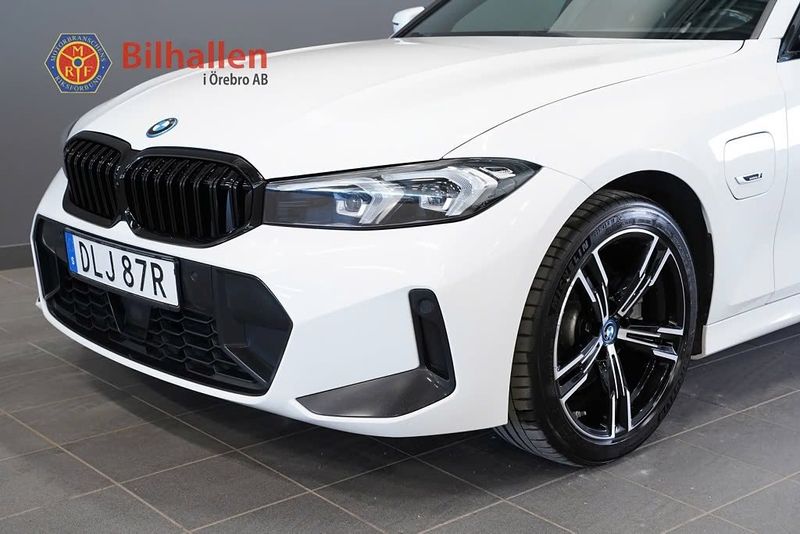 BMW 330 bild 3