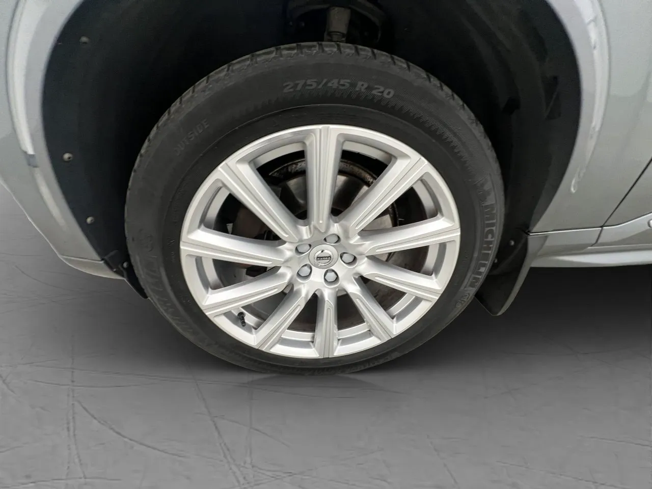 Vehicle image 35