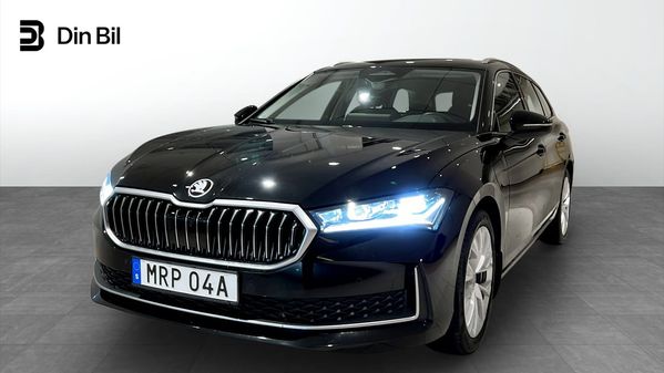 Skoda Superb iV Kombi Selection DSG Drag - 2025