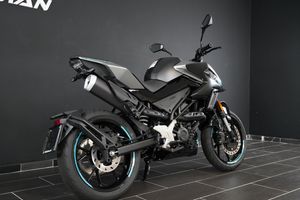 CFMOTO 125 NK bild 7