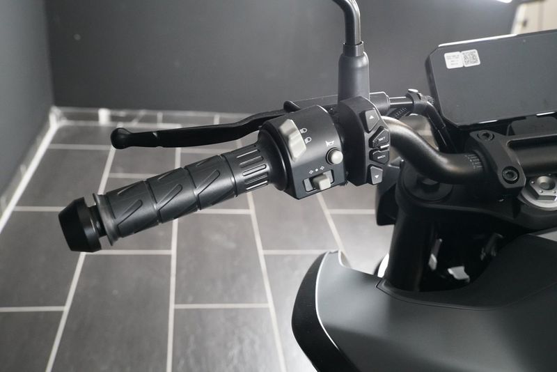 CFMOTO 125 NK bild 9