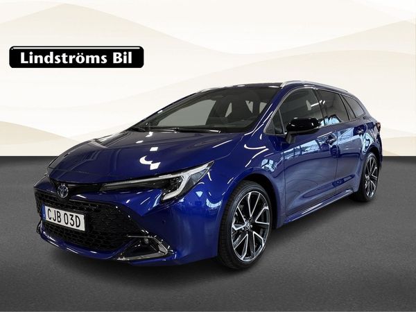 Toyota Corolla Touring Sports Hybrid Executive 1.8 140hk S&V-Hjul JBL Moms - 2025