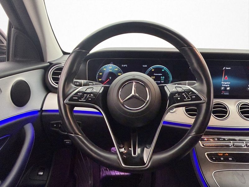 Mercedes E300 bild 12