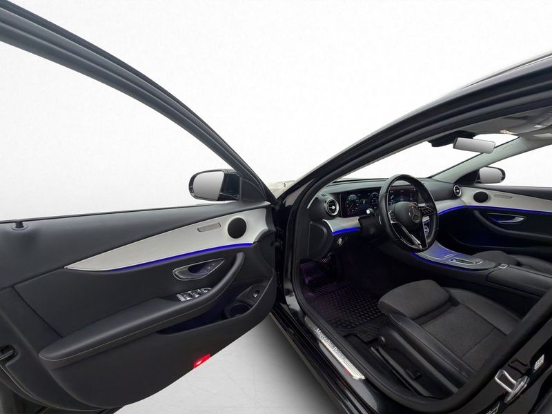 Mercedes E300 bild 9