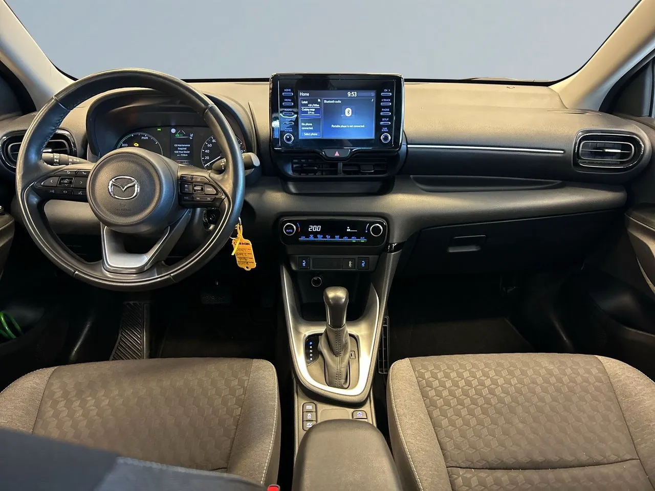 Vehicle image 7