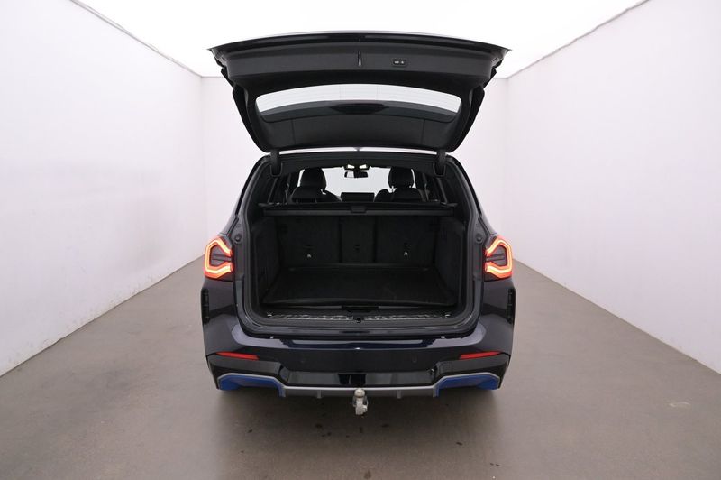BMW iX3 bild 22