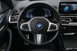 BMW iX3 bild 7