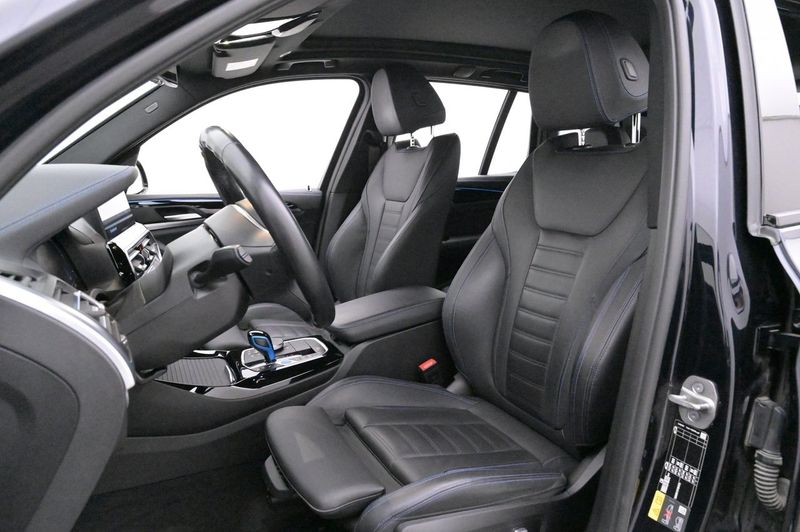 BMW iX3 bild 10