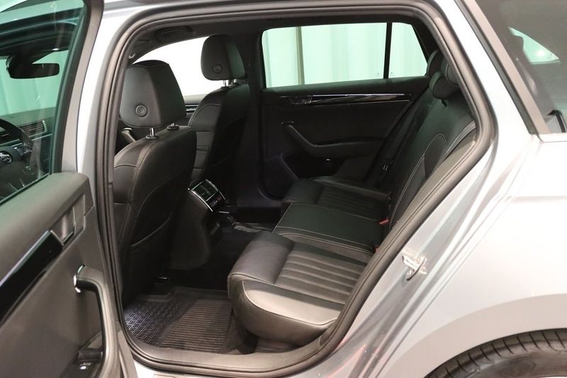 Skoda Superb bild 11