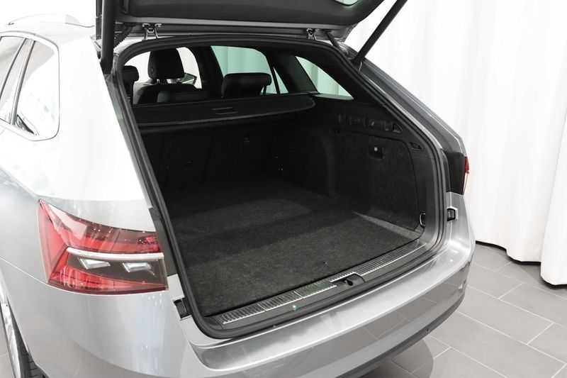 Skoda Superb bild 5