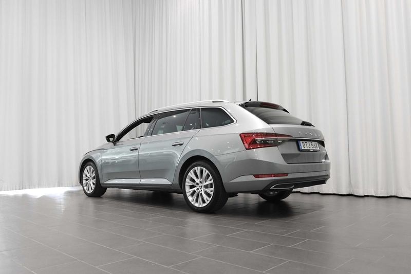 Skoda Superb bild 3