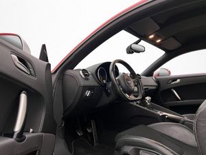 Audi TT bild 12
