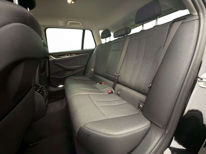 BMW 520 bild 16