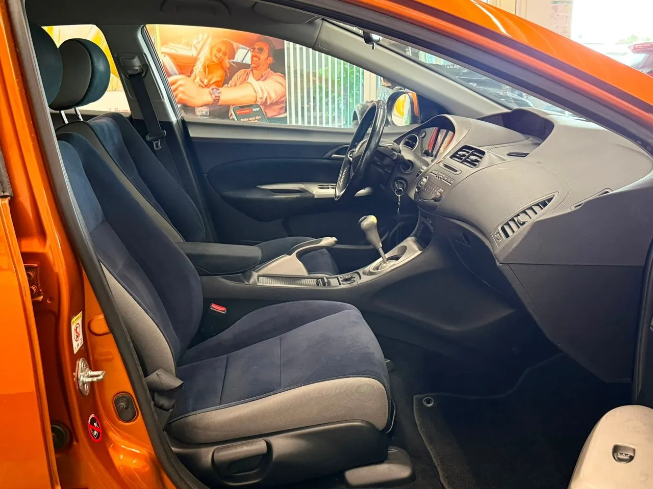 Vehicle image 8