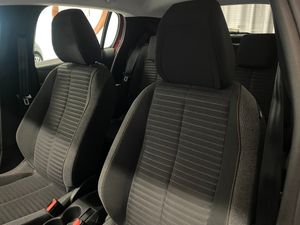 Peugeot 208 bild 9