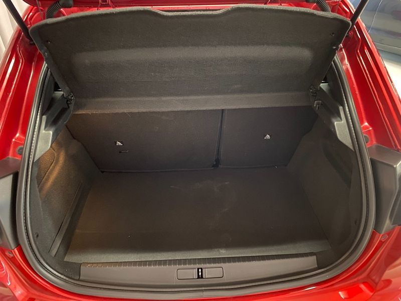Peugeot 208 bild 6