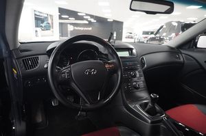 Hyundai Genesis bild 2